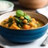 Veganes Curry mit Süßkartoffeln, Kichererbsen und Spinat - Gesundheitsparadies Blog